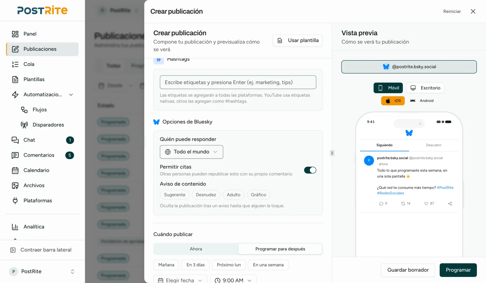 El editor con una cuenta de Bluesky seleccionada, mostrando quién puede responder, las citas y las advertencias de contenido junto a la vista previa de Bluesky