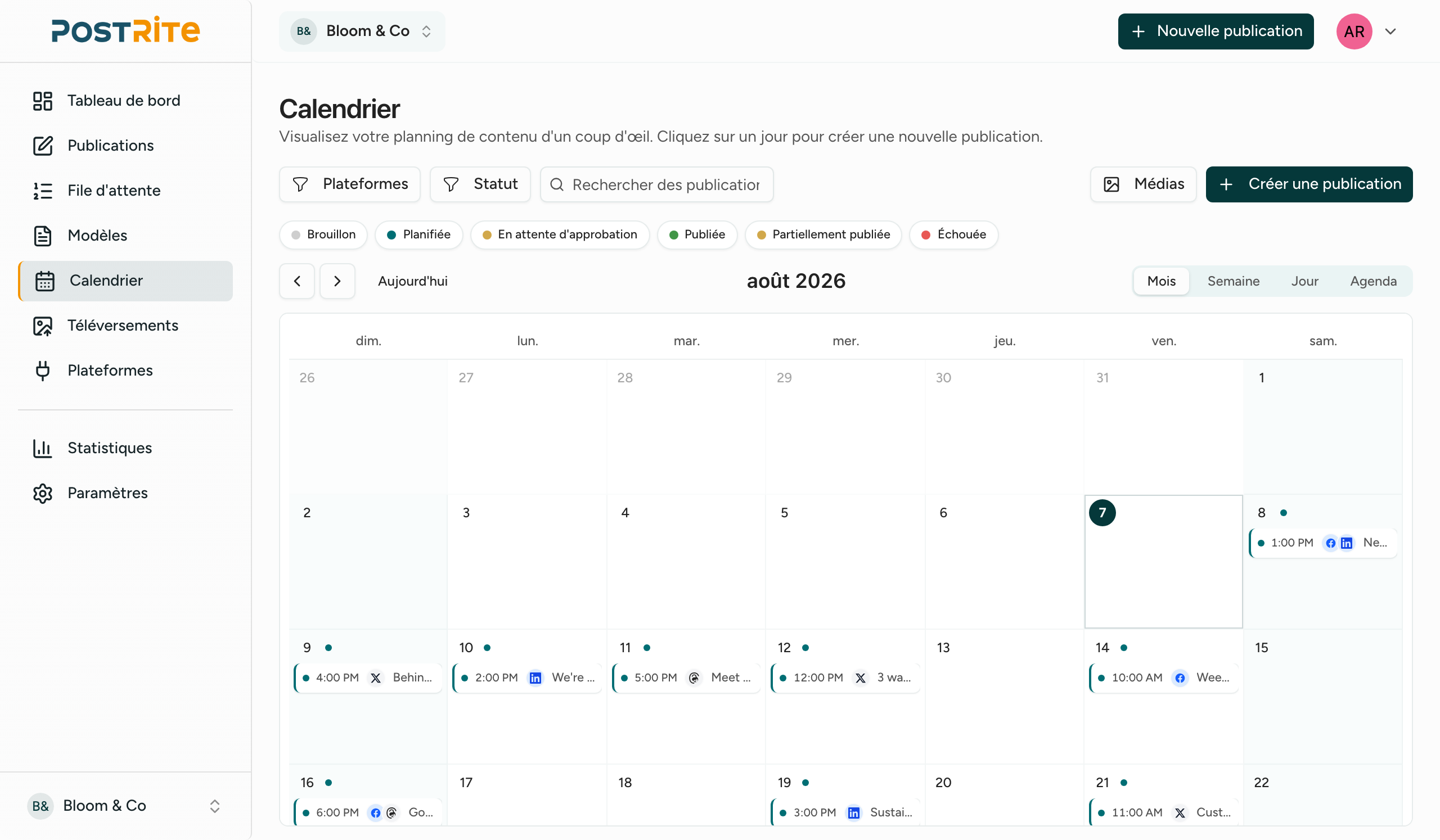 Calendrier de contenu PostRite affichant les publications programmées du mois