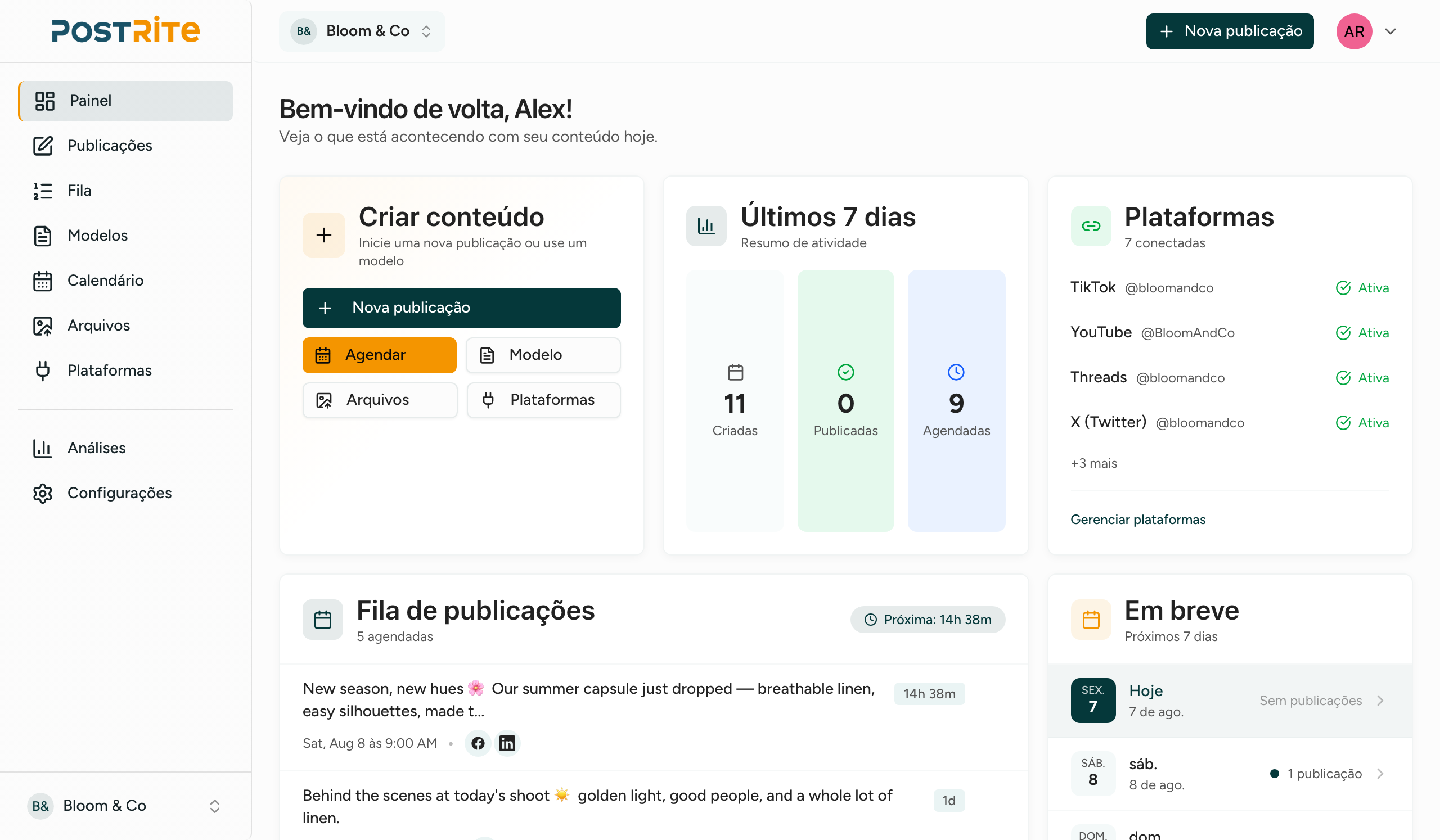 Painel do PostRite com fila de publicação e calendário editorial em português