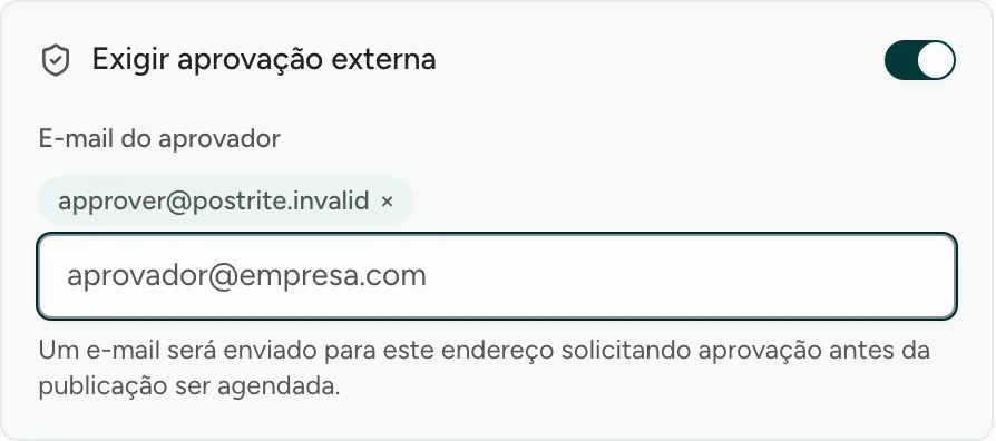 A seção de aprovação do editor de posts, ativada, com o e-mail de um aprovador